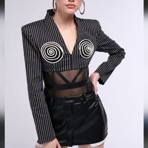 Akira's let's go baby striped bodysuit shoulder pads